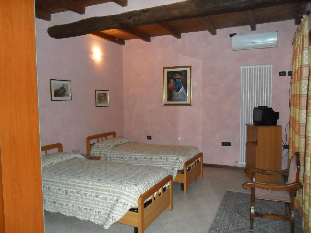 Hotel San Francesco Budrio  Oda fotoğraf