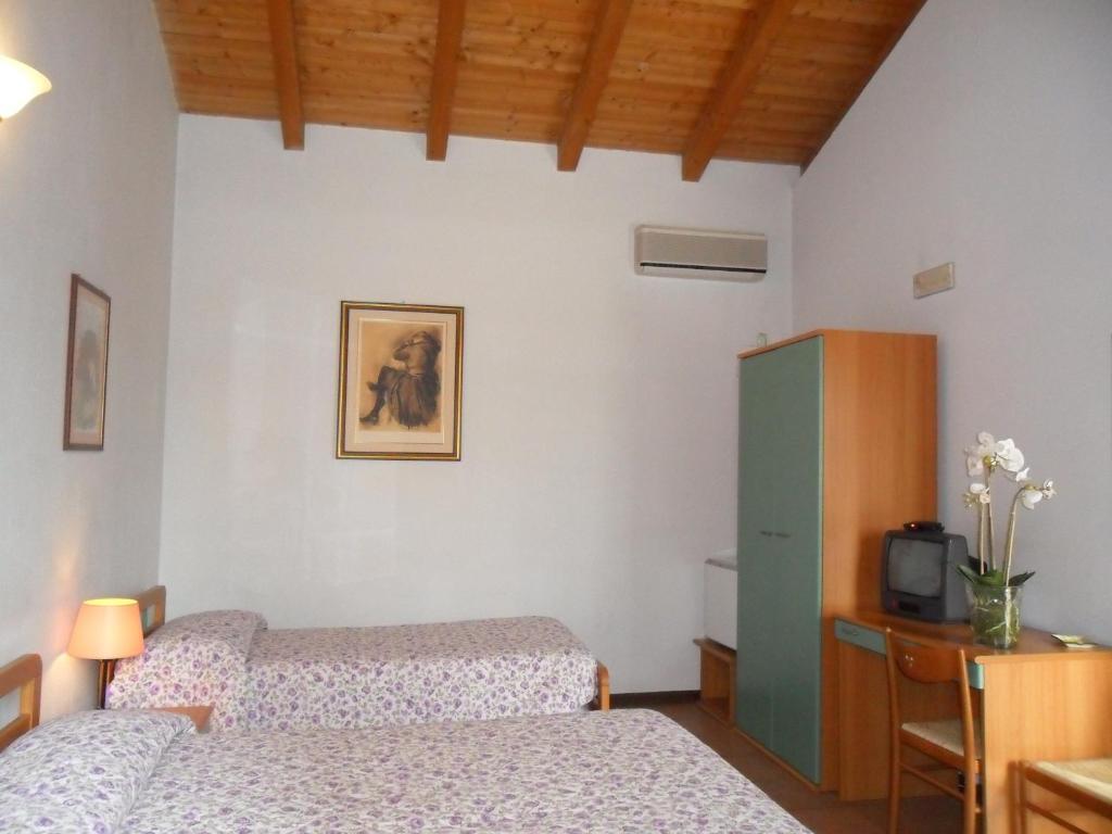 Hotel San Francesco Budrio  Oda fotoğraf