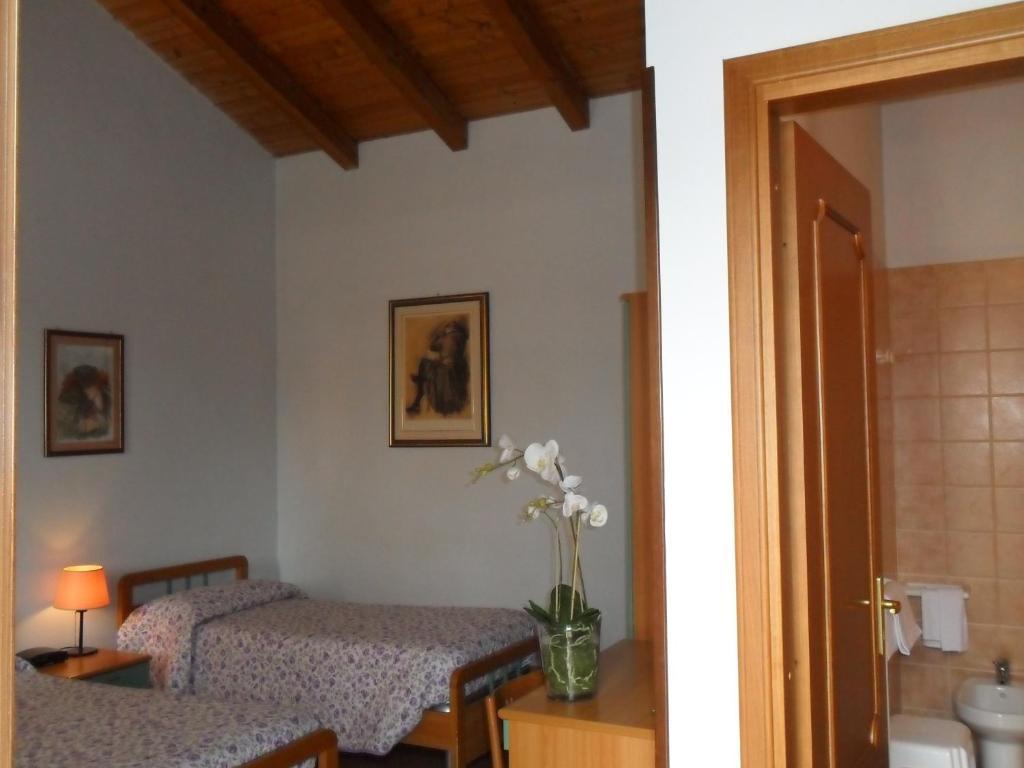 Hotel San Francesco Budrio  Oda fotoğraf